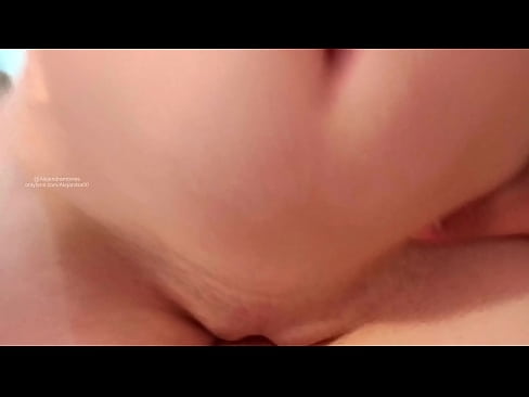 ❤️ Dormir no quarto da minha irmã e foi assim que acordei Porno em porno pt.befuck-net.ru