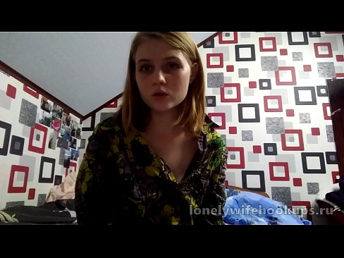 ❤️ A jovem estudante loira da Rússia gosta de pilas maiores. Porno em porno pt.befuck-net.ru