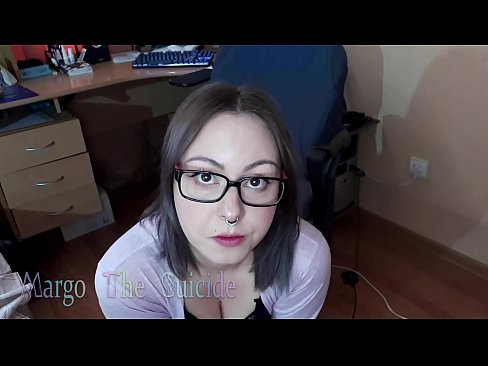 ❤️ Rapariga Sexy com Dildo de Óculos Chupa Profundamente na Câmara Porno em porno pt.befuck-net.ru